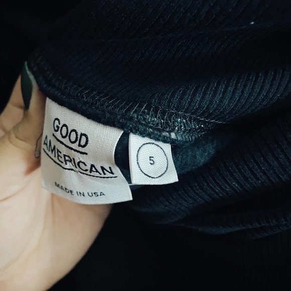 NWT good american cold shoulder sweatshirt - Picture 5 of 7